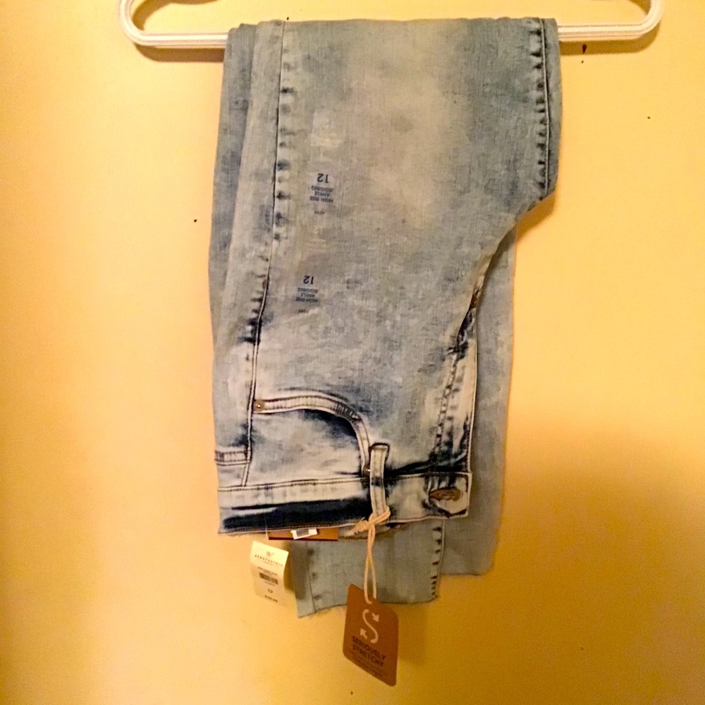 Aeropostale High Rise Jeans